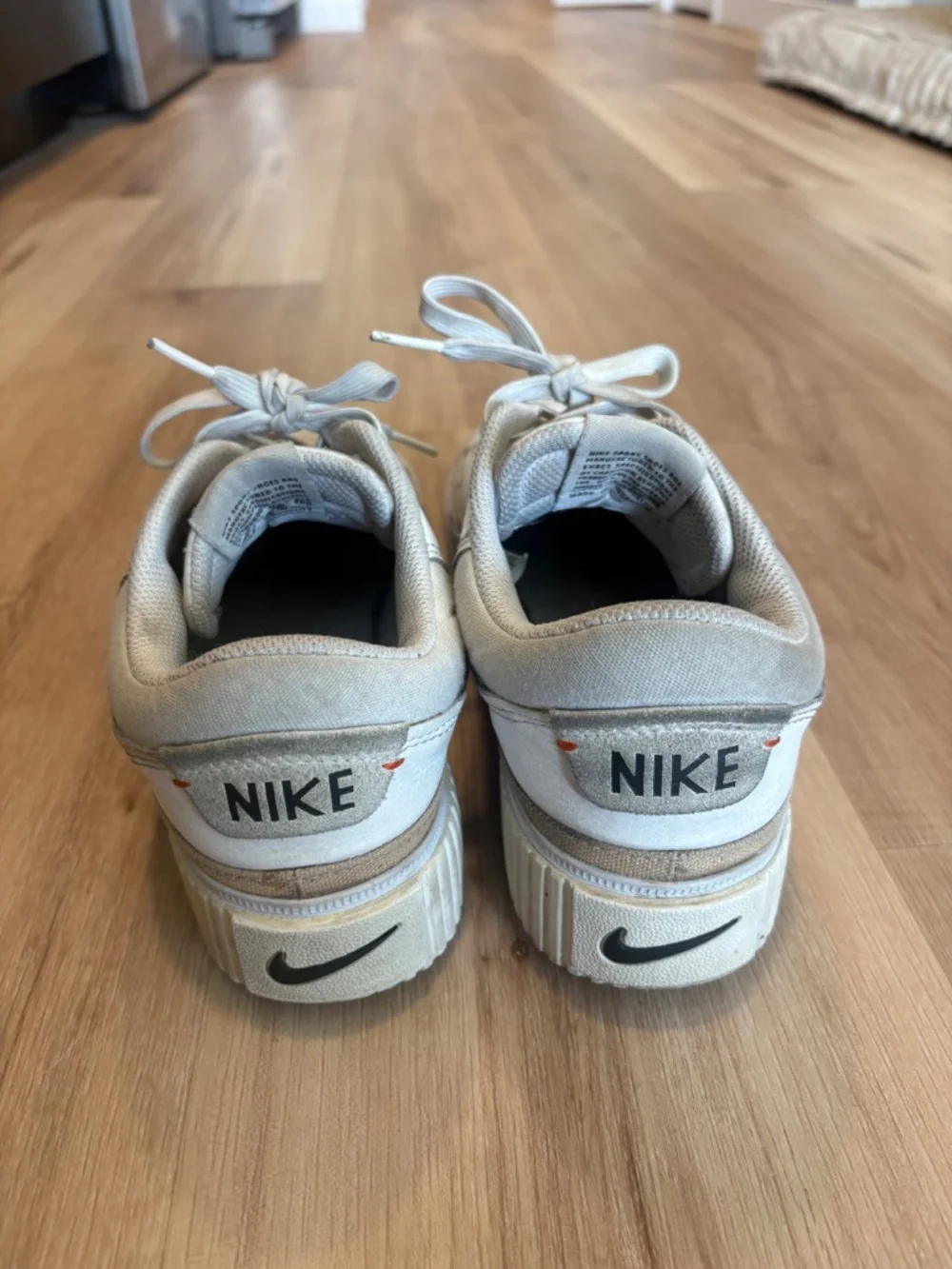 Nike Court Legacy Lift